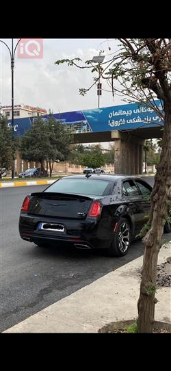 كرايسلر 300